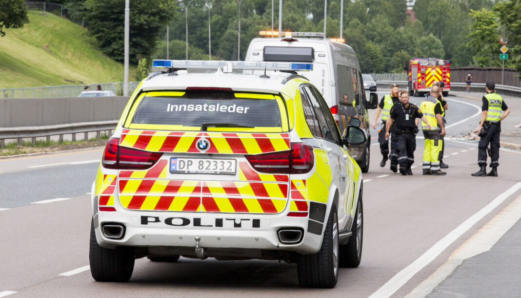 – La oss reflektere over hva som ville blitt konsekvensene dersom man skulle innføre fotoforbud på ulykkessteder, under pågripelser eller under branner, skriver Arne Jensen i Norsk Redaktørforening. Arkivfoto: Terje Bendiksby / NTB scanpix – La oss reflektere over hva som ville blitt konsekvensene dersom man skulle innføre fotoforbud på ulykkessteder, under pågripelser eller under branner, skriver Arne Jensen i Norsk Redaktørforening. Arkivfoto: Terje Bendiksby / NTB scanpix
