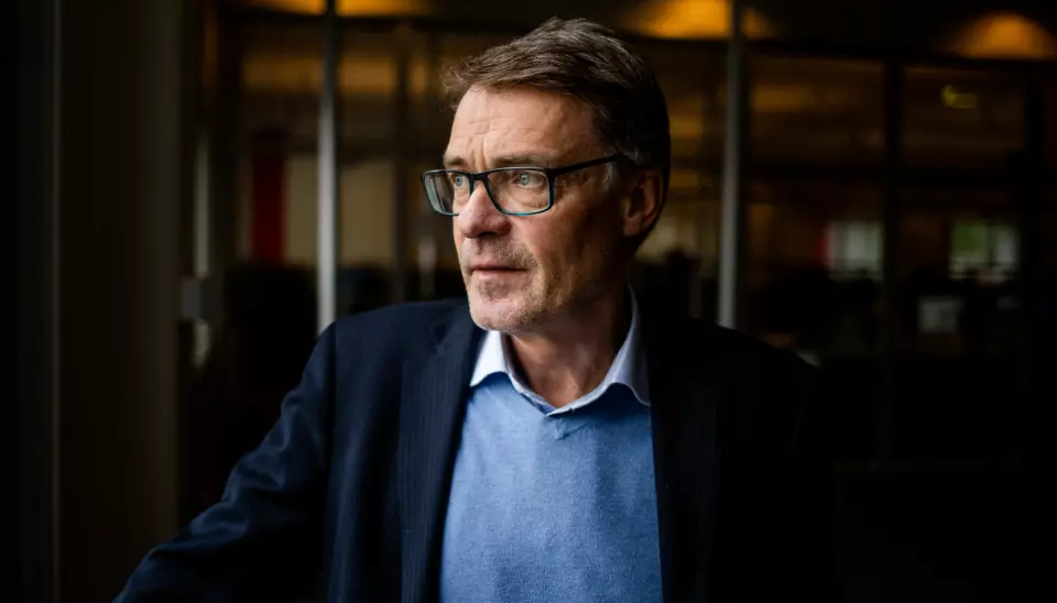Geir Arne Glad, redaktør i Helgelendingen, har utfordringer med å rekruttere nye journalister. Foto: Eskil Wie Furunes