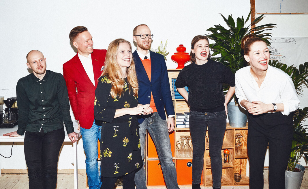Direktør Jakob Moll (i midten) drømmer om å ekspandere det danske magasinet Zetland til utlandet. Foto: Zetland Direktør Jakob Moll (i midten) drømmer om å ekspandere det danske magasinet Zetland til utlandet. Foto: Zetland