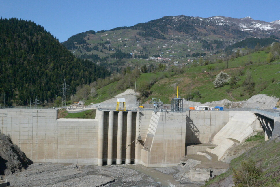 Den største demningen til Clean Energy Invests kraftverk i Georgia. Foto: Ragnar Skre