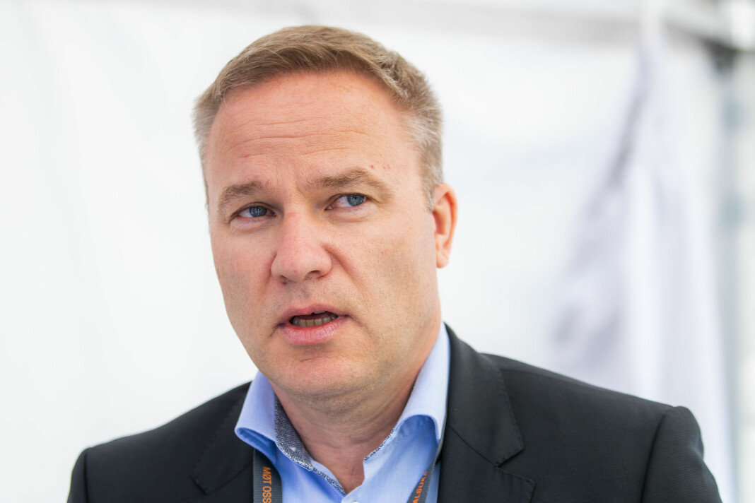 Resett-redaktør Helge Lurås på standen til Ytringsfrihetsforbundet under Arendalsuka sommeren 2019.
