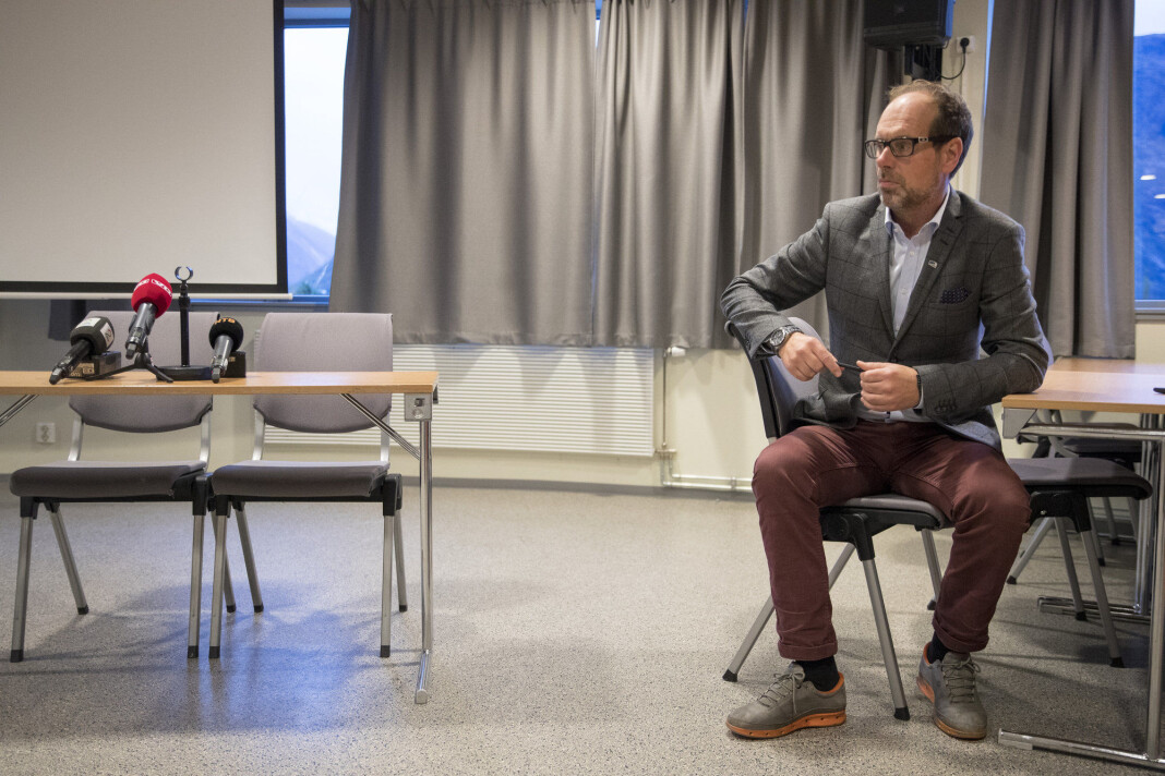 Lars Olav Hustad var ordfører i Rauma kommune gjennom alle de fem årene med intens pressedekning av rasfaren rundt Veslemannen. Foto: Torstein Bøe / NTB scanpix Lars Olav Hustad var ordfører i Rauma kommune gjennom alle de fem årene med intens pressedekning av rasfaren rundt Veslemannen. Foto: Torstein Bøe / NTB scanpix