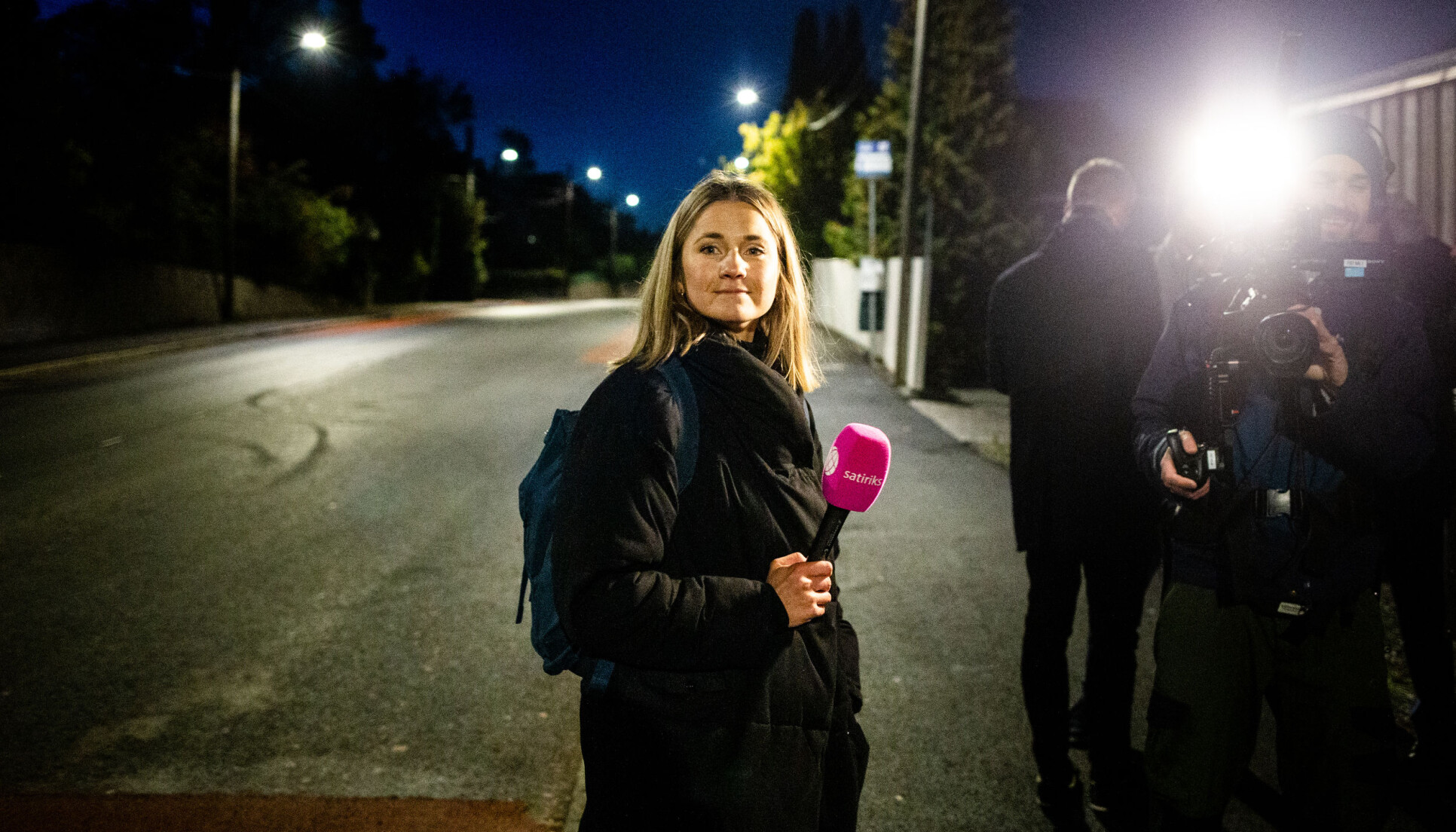 06.35: Tonje Holm Sandnes er på jobb for NRK Satiriks på statsbudsjettdagen. Foto: Eskil Wie Furunes 06.35: Tonje Holm Sandnes er på jobb for NRK Satiriks på statsbudsjettdagen. Foto: Eskil Wie Furunes