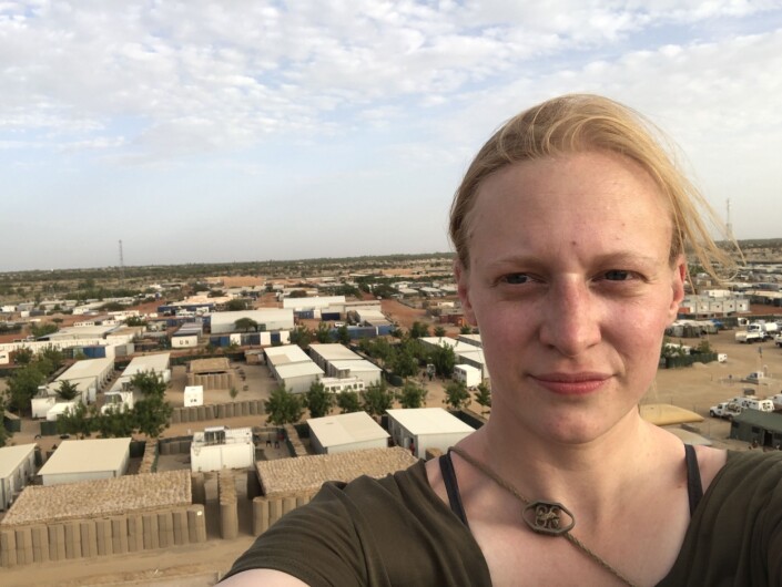 Ylva Seiff Berge er fotojournalist i Forsvarets forum. Her fra Timbuktu, Mali, hennes første «røde sone» som fotograf. Foto: Privat Ylva Seiff Berge er fotojournalist i Forsvarets forum. Her fra Timbuktu, Mali, hennes første «røde sone» som fotograf. Foto: Privat