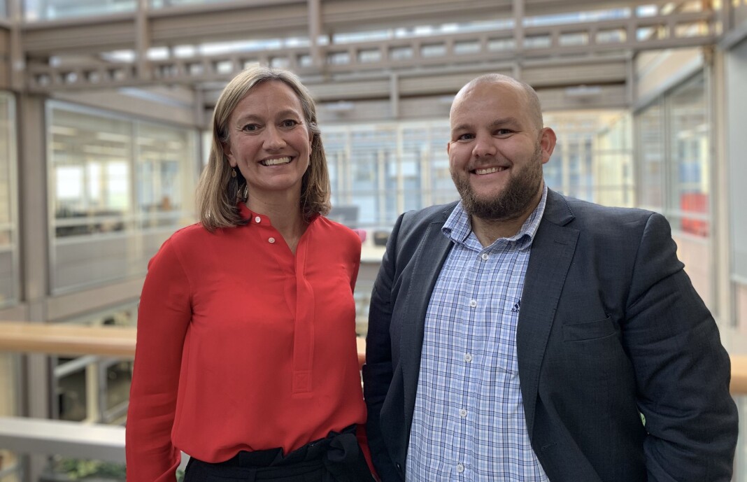 Siv Juvik Tveitnes og Gard L. Michalsen avslørte i dag de nye planene for E24. Foto: Schibsted Siv Juvik Tveitnes og Gard L. Michalsen avslørte i dag de nye planene for E24. Foto: Schibsted