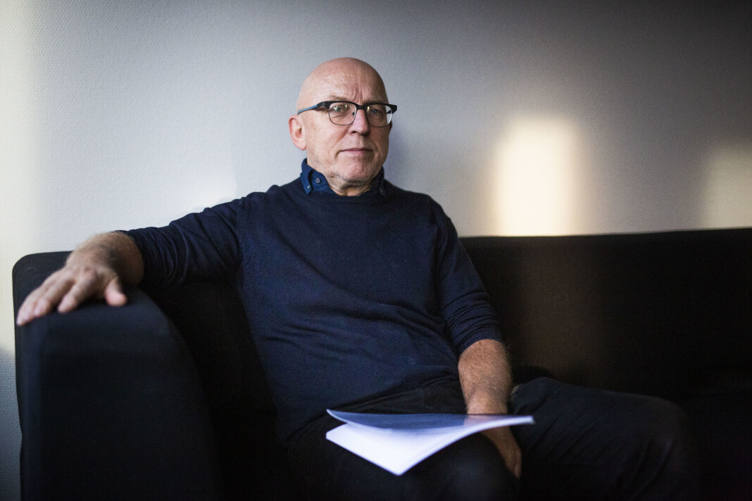 Kildeutvalget, ledet av Sven Egil Omdal, foreslår endringer i seks punkter i Vær varsom-plakaten i sin nye rapport «Sa hun virkelig det?». Foto: Kristine Lindebø Kildeutvalget, ledet av Sven Egil Omdal, foreslår endringer i seks punkter i Vær varsom-plakaten i sin nye rapport «Sa hun virkelig det?». Foto: Kristine Lindebø
