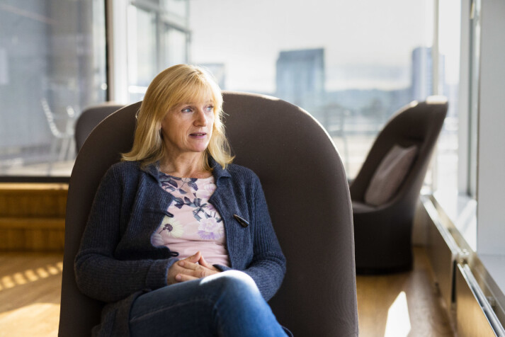 – Når du er ung og skal jobbe deg inn i en avis, så biter du tennene ganske mye sammen. Kanskje litt for mye, sier VG-fotograf Line Møller. I dag sier hun heller ifra. Foto: Kristine Lindebø – Når du er ung og skal jobbe deg inn i en avis, så biter du tennene ganske mye sammen. Kanskje litt for mye, sier VG-fotograf Line Møller. I dag sier hun heller ifra. Foto: Kristine Lindebø