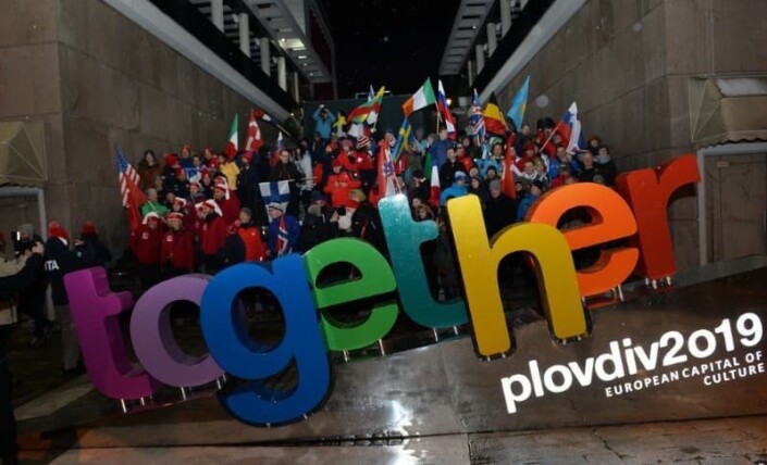 Åpningsseremoni i Bulgaria 2018 (Plovdiv skulle være kulturby 2019). Foto: SCIJ Åpningsseremoni i Bulgaria 2018 (Plovdiv skulle være kulturby 2019). Foto: SCIJ