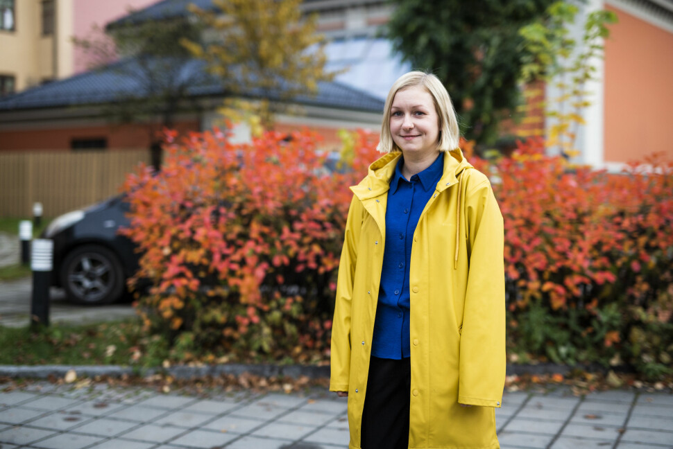 Frilansjournalist Ida Alvsen har spesialisert seg i konstruktiv journalistikk, både i jobben og i en mastergrad ved Nord universitet. Foto: Kristine Lindebø