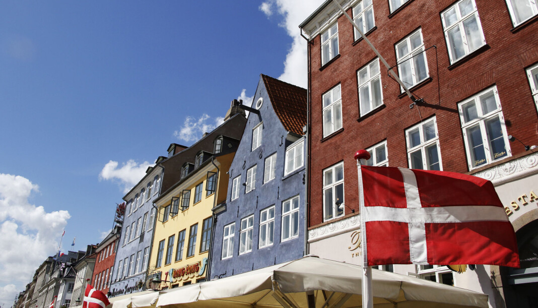 Hvert år blir det trykket 84.000 tonn reklameaviser i Danmark. Hvert år blir det trykket 84.000 tonn reklameaviser i Danmark.