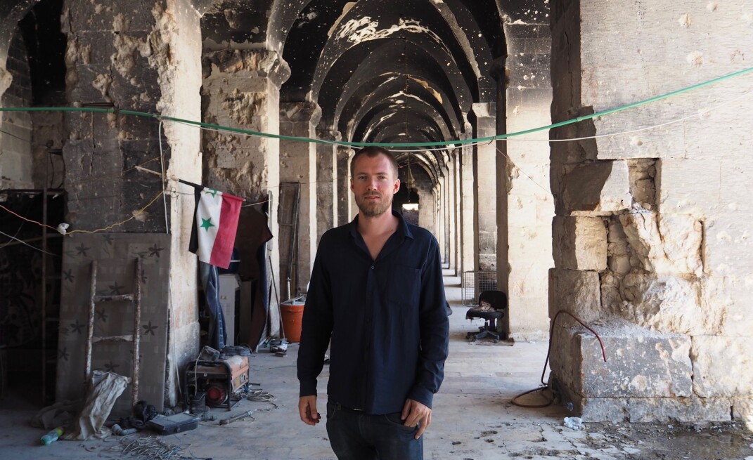 10 turer til Syria har det blitt på Ole Øyvind Sand Holth for å fullføre bokprosjektet. 10 turer til Syria har det blitt på Ole Øyvind Sand Holth for å fullføre bokprosjektet.