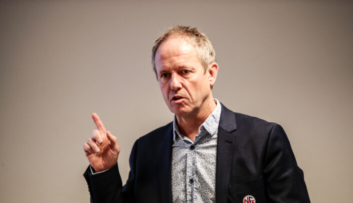 NFF, ved generalsekretær Pål Bjerketvedt, klager Josimar inn for PFU. NFF, ved generalsekretær Pål Bjerketvedt, klager Josimar inn for PFU.
