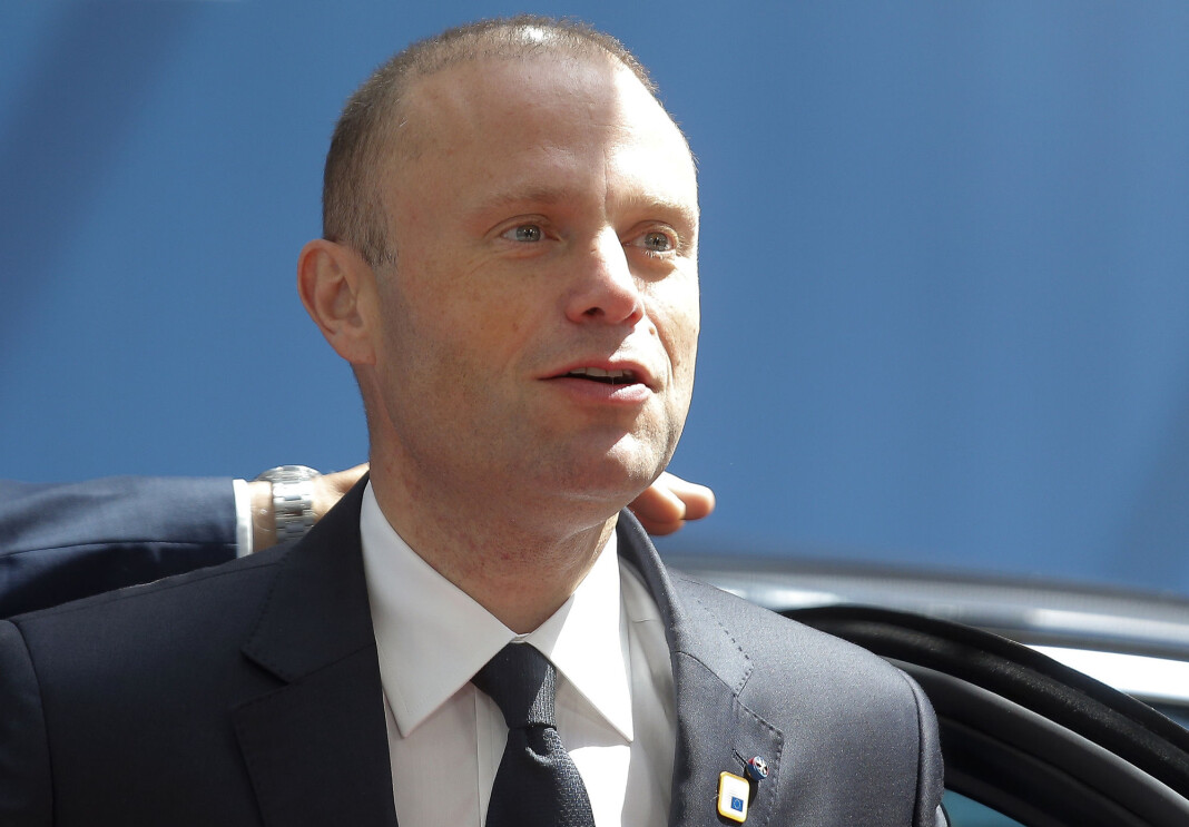 En tidligere rådgiver for statsminister Joseph Muscat på Malta ble lørdag avhørt igjen om forbindelsen til en mann involvert i drapet på en journalist på øya. En tidligere rådgiver for statsminister Joseph Muscat på Malta ble lørdag avhørt igjen om forbindelsen til en mann involvert i drapet på en journalist på øya.