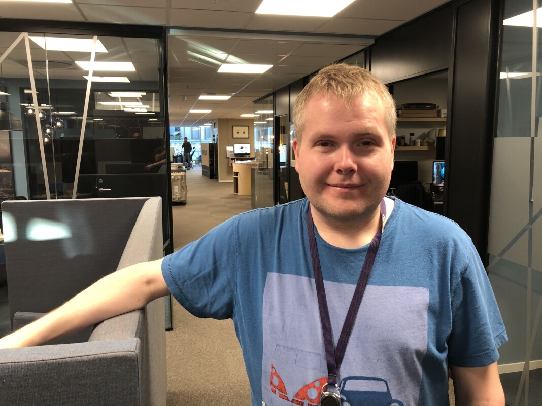 Tom-Richard Hanssen Olsen har fått fast jobb som videojournalist hos NRK i Kristiansand. Tom-Richard Hanssen Olsen har fått fast jobb som videojournalist hos NRK i Kristiansand.
