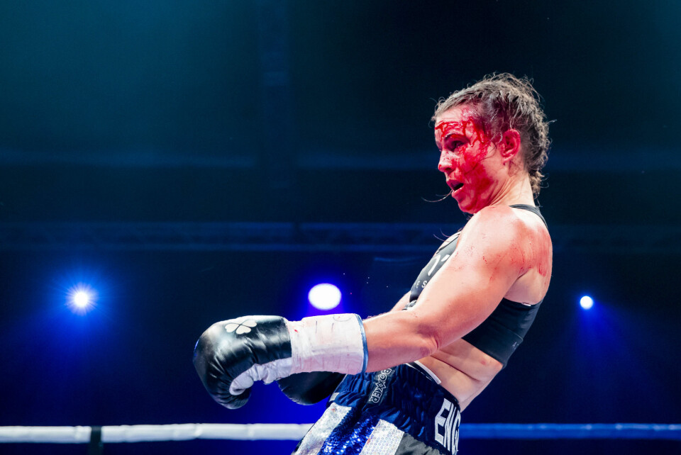 Norges Katharina Thanderz hadde en blodig kamp mot Danila Ramos (Brasil) under et bokstevne i Oslo. Foto: Håkon Mosvold Larsen / NTB scanpix