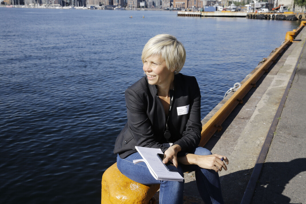Økonomijournalist Marita Elena Valvik i Aftenposten, sitter for tida som konserntillitsvalgt i Schibsted. Her før et intervju med daværende havnedirektør i Oslo. Økonomijournalist Marita Elena Valvik i Aftenposten, sitter for tida som konserntillitsvalgt i Schibsted. Her før et intervju med daværende havnedirektør i Oslo.
