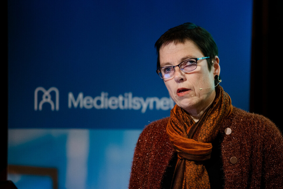 Mari Velsand, direktør i Medietilsynet, med nye tall om inntektsfall etter koronakrisen traff Norge.