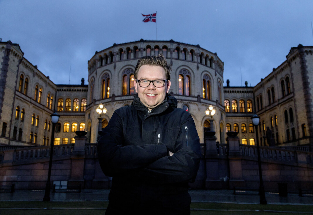 Kim Arne Hammerstad har skrevet bok om de 41 største politiske skandalene i norsk politikk. Kim Arne Hammerstad har skrevet bok om de 41 største politiske skandalene i norsk politikk.