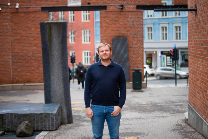 Førsteamanuensis Andreas Ytterstad ved Oslo Met arrangerer konferanse om klimajournalistikk digitalt i oktober.