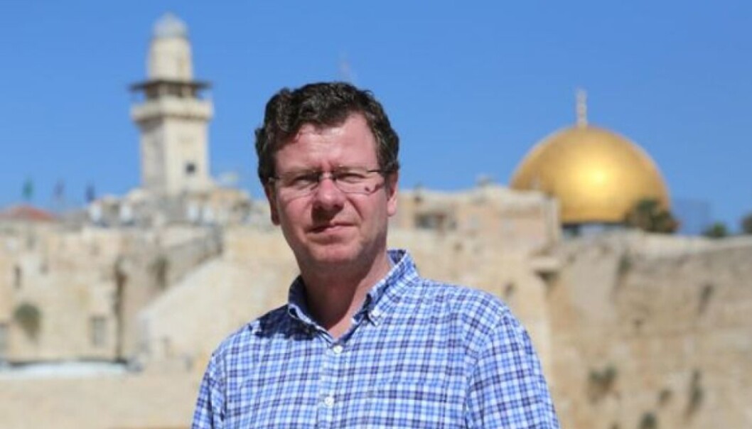 I dag leder han Aftenpostens utenriksavdeling, men til høsten skal John Hultgren igjen bli utenrikskorrespondent. Denne gang med Istanbul som base. I dag leder han Aftenpostens utenriksavdeling, men til høsten skal John Hultgren igjen bli utenrikskorrespondent. Denne gang med Istanbul som base.