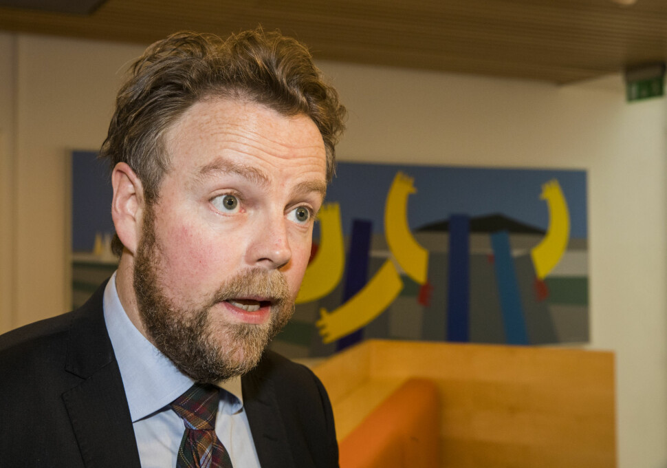 Torbjørn Røe Isaksen, fersk arbeids- og sosialminister, er positiv til funn i undersøkelse av seksuelltrakassering blant NJ-medlemmer.