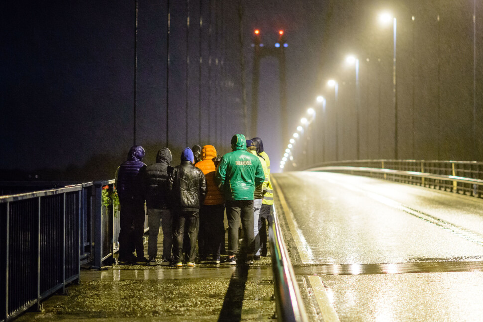Sunnhordland ved fotojournalist Henrik Mundal Andreassen stakk av med Journalistprisen for bildet «Døden på Stordabrua». Sunnhordland ved fotojournalist Henrik Mundal Andreassen stakk av med Journalistprisen for bildet «Døden på Stordabrua».