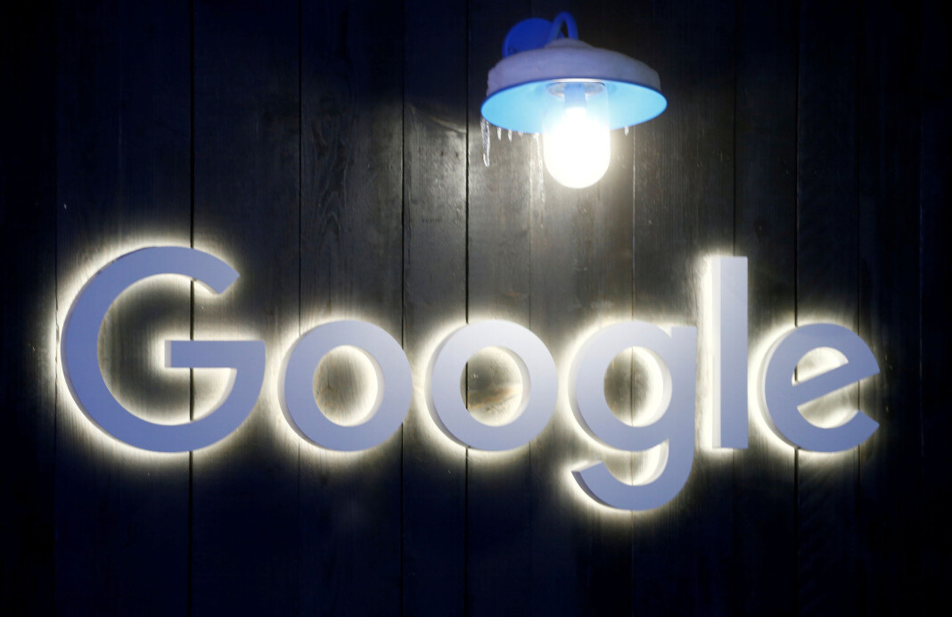 Google har startet dialog med mediegrupper som inkluderer to av Frankrikes største riksaviser, Le Monde og Le Figaro, for å betale dem for kvalitetsjournalistikk. Google har startet dialog med mediegrupper som inkluderer to av Frankrikes største riksaviser, Le Monde og Le Figaro, for å betale dem for kvalitetsjournalistikk.