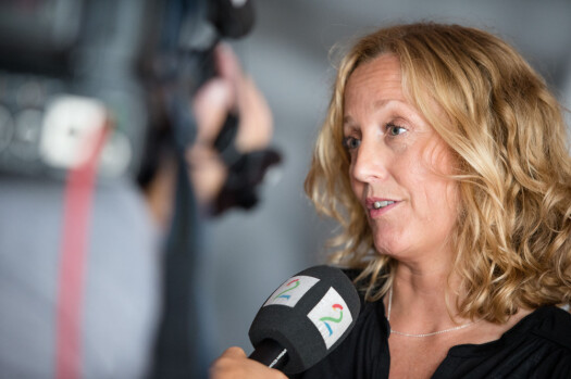 Lindis Hurum har også uttalt seg direkte i media, her snakker hun med TV 2 om verdens ti mest glemte kriser i 2015. Lindis Hurum har også uttalt seg direkte i media, her snakker hun med TV 2 om verdens ti mest glemte kriser i 2015.