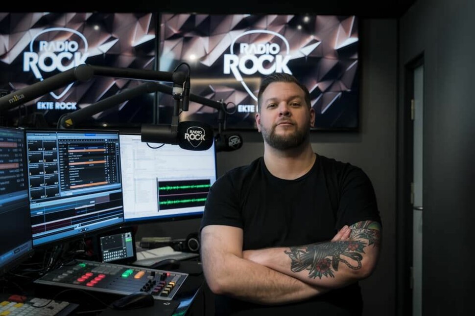 Jørn Kaarstad skal spille «ekte rock» i Radio Rock framover, i tillegg til å turnere med Bokassa.
