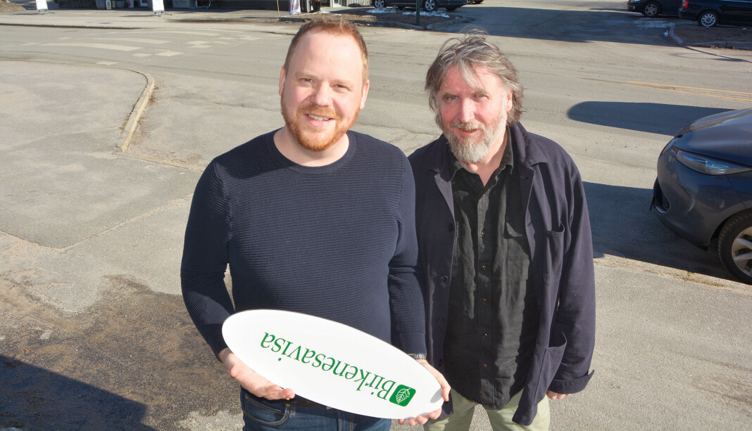 Geir Willy Haugen (t.v.) og Sigbjørn Tveite i Birkenesavisa Geir Willy Haugen (t.v.) og Sigbjørn Tveite i Birkenesavisa