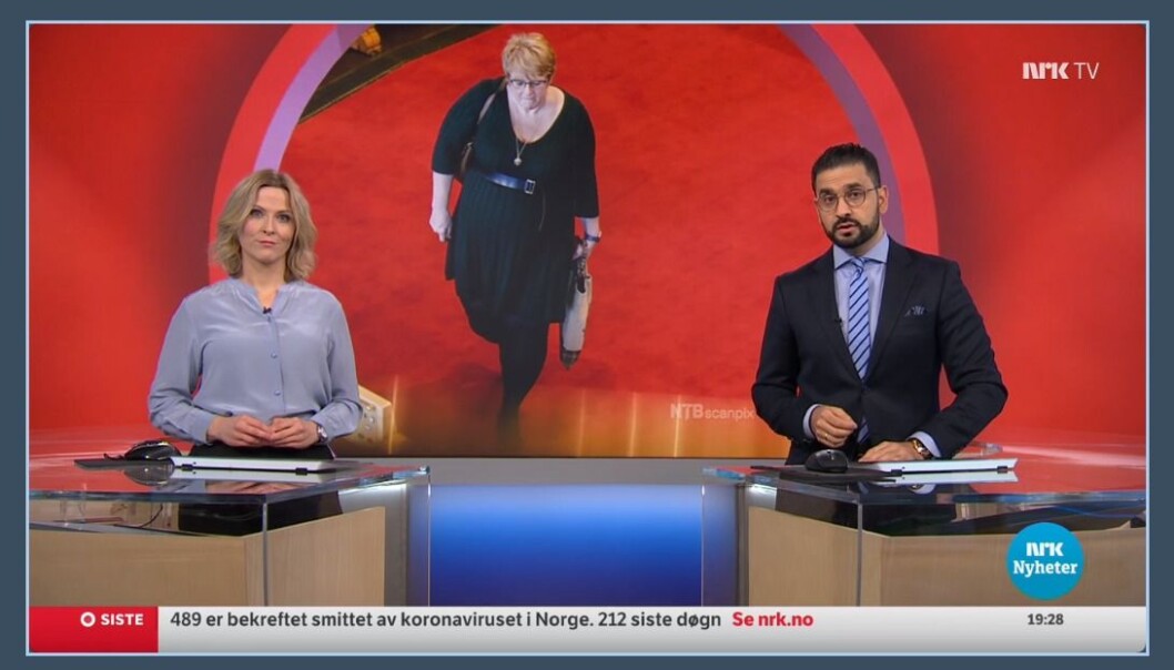 Dagsrevyen-ankerne Eline Buvarp Aardal og Yama Wolasmal hadde nok å melde om onsdag, i en sending som ble den mest sette på lenge. Dagsrevyen-ankerne Eline Buvarp Aardal og Yama Wolasmal hadde nok å melde om onsdag, i en sending som ble den mest sette på lenge.