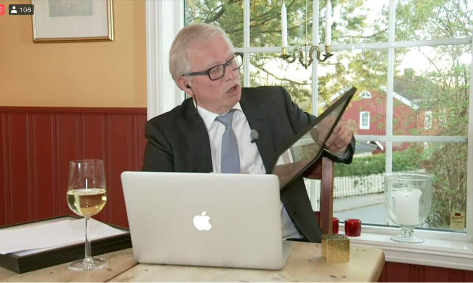 SE TV: Slik gikk det da årets Skup-pris ble delt ut fra Bernt Olufsens stue