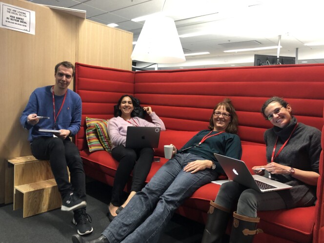 Adrian Steinbakk (t.v) i VGTV og dataanalytiker Isabelle Valette (t.h) jobbet mye med Skup-sakene sammen med Natalie Remøe Hansen fra VGTV (ikke er på bildet). Her i VG-redaksjonen sammen med Shazia Majid og Anne Stine Sæther i juni 2019. Adrian Steinbakk (t.v) i VGTV og dataanalytiker Isabelle Valette (t.h) jobbet mye med Skup-sakene sammen med Natalie Remøe Hansen fra VGTV (ikke er på bildet). Her i VG-redaksjonen sammen med Shazia Majid og Anne Stine Sæther i juni 2019.