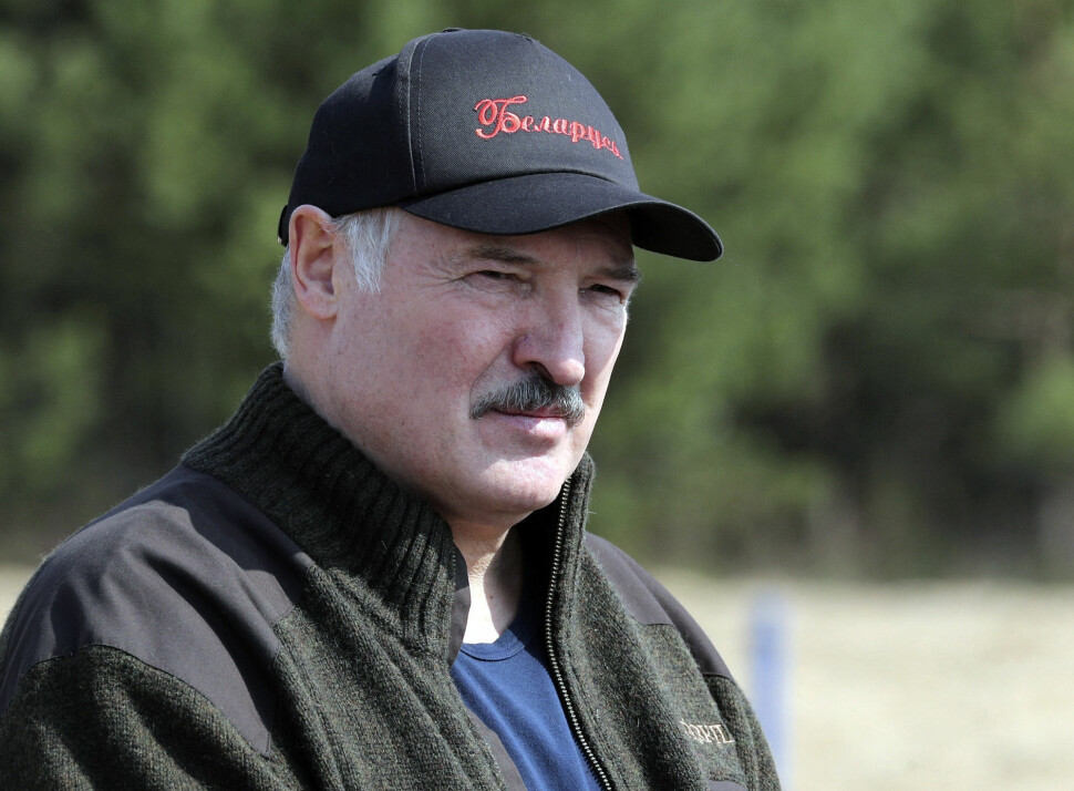 Hviterusslands president Aleksandr Lukasjenko har nektet å stenge ned landet og har omtalt bekymringer rundt smittespredningen som en «massepsykose».