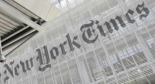 New York Times fyller forsiden med navn på 1.000 covid-19-døde