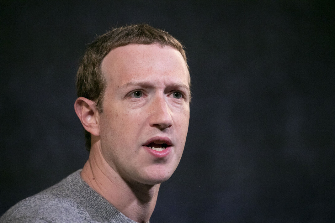 Facebooks toppsjef Mark Zuckerberg får kritikk av flere av sine ansatte for håndteringen av Donald Trumps innlegg. Facebooks toppsjef Mark Zuckerberg får kritikk av flere av sine ansatte for håndteringen av Donald Trumps innlegg.