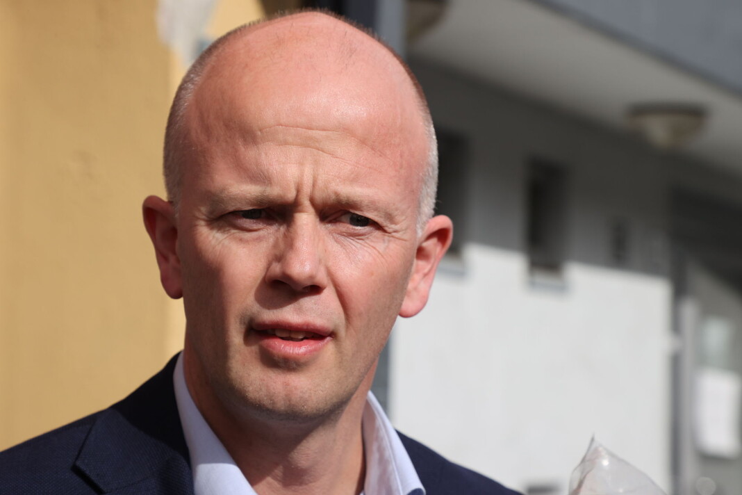 Tom Hagens forsvarer, advokat Svein Holden. Tom Hagens forsvarer, advokat Svein Holden.
