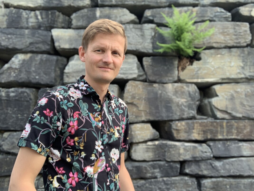 Eystein Røssum har jobbet i Bergens Tidende siden 1997. Nå blir han avisens gravesjef. Eystein Røssum har jobbet i Bergens Tidende siden 1997. Nå blir han avisens gravesjef.