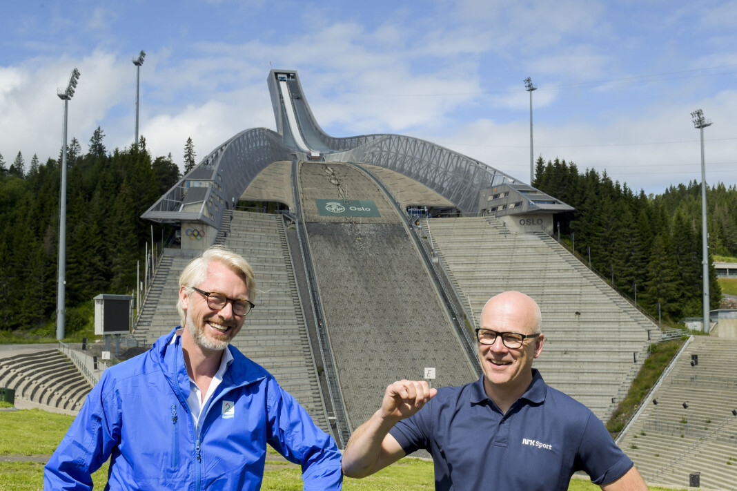 Olav T Sandnes, konsernsjef og sjefredaktør for TV 2, og Thor Gjermund Eriksen, kringkastingssjef i NRK, presenterte onsdag et samarbeid om tv-rettighetene for skisport. Olav T Sandnes, konsernsjef og sjefredaktør for TV 2, og Thor Gjermund Eriksen, kringkastingssjef i NRK, presenterte onsdag et samarbeid om tv-rettighetene for skisport.