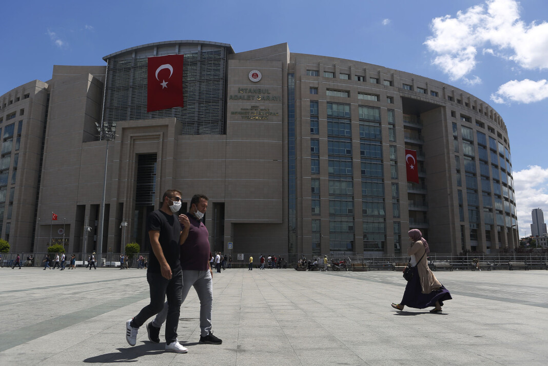 Rettsbygningen i Istanbul der saken mot den tysk-tyrkiske journalisten Deniz Yucel er blitt ført. Rettsbygningen i Istanbul der saken mot den tysk-tyrkiske journalisten Deniz Yucel er blitt ført.