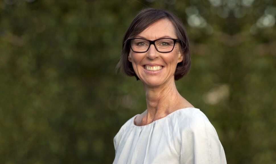 – Det er viktig å kikke på oss selv, før vi i det hele tatt går i gang, sier journalist Lotte Rosdahl, som har spesialisert seg på mangfold og inkludering i mediene. – Det er viktig å kikke på oss selv, før vi i det hele tatt går i gang, sier journalist Lotte Rosdahl, som har spesialisert seg på mangfold og inkludering i mediene.