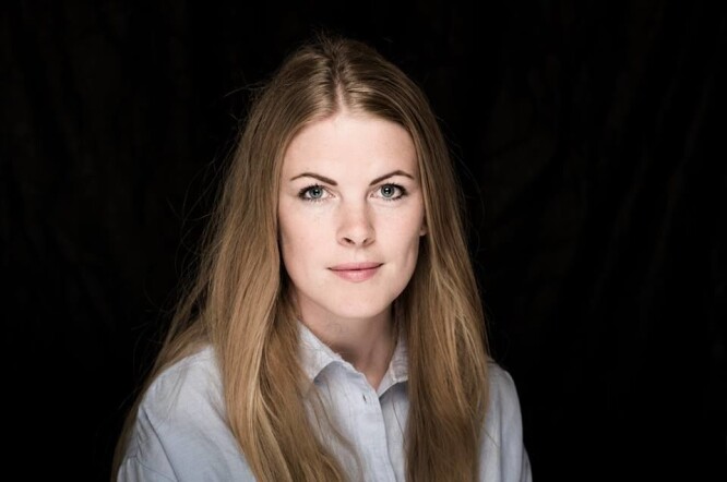 – Fortellende journalistikk har alltid fenget meg, og er noe jeg ønsker å gjøre mer av selv, sier Janne Håland. – Fortellende journalistikk har alltid fenget meg, og er noe jeg ønsker å gjøre mer av selv, sier Janne Håland.