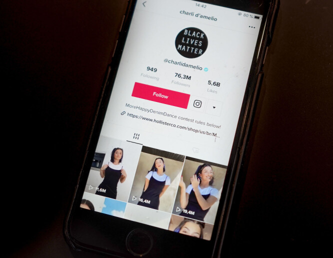 Tiktok er et sosialt nettverk der brukerne kan dele korte videoer med sang-miming, humor, dansing, eller de kan vise fram sine talenter. Tiktok er et sosialt nettverk der brukerne kan dele korte videoer med sang-miming, humor, dansing, eller de kan vise fram sine talenter.