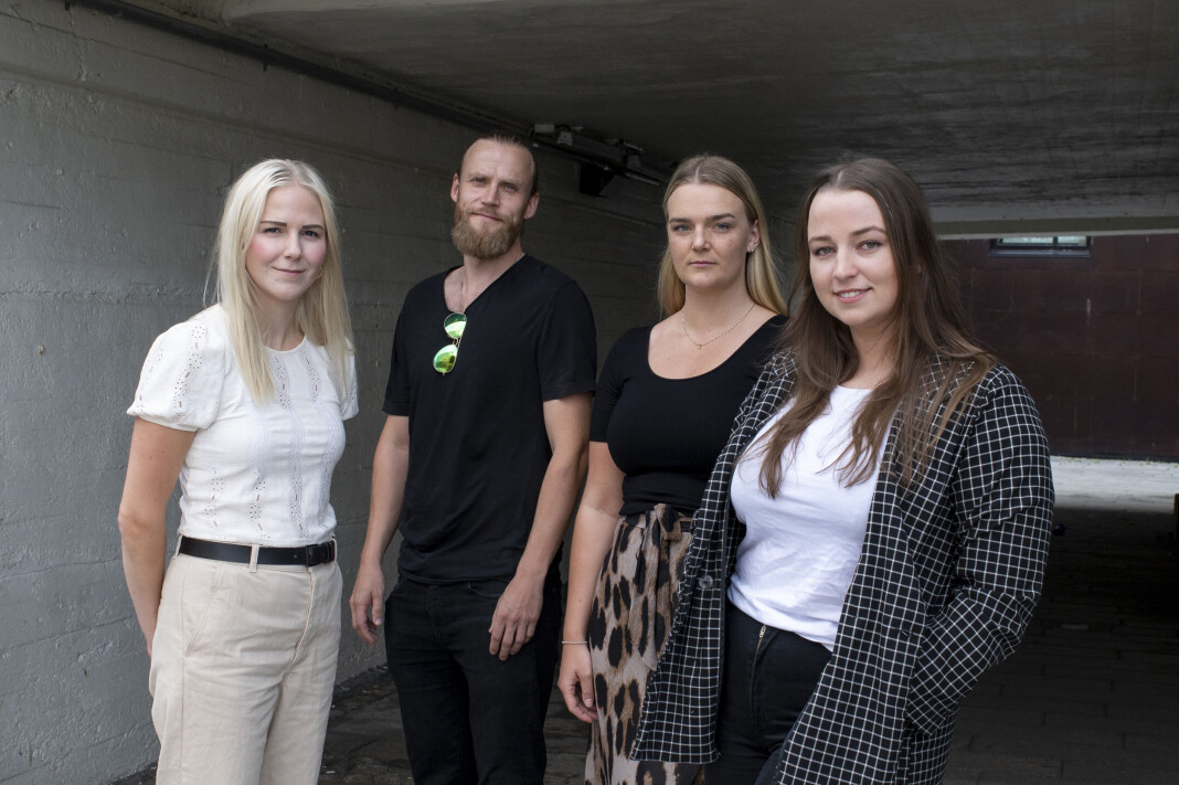 Therese Alice Sanne, Jonas Nilsson, Elise Rønningen og Toini Thanem har sammen med tidligere Adressa-journalist Jonas Alsaker Vikan (ikke på bildet) fortalt hvordan stalkeren Christopher har forfulgt trønderske kvinner. Therese Alice Sanne, Jonas Nilsson, Elise Rønningen og Toini Thanem har sammen med tidligere Adressa-journalist Jonas Alsaker Vikan (ikke på bildet) fortalt hvordan stalkeren Christopher har forfulgt trønderske kvinner.