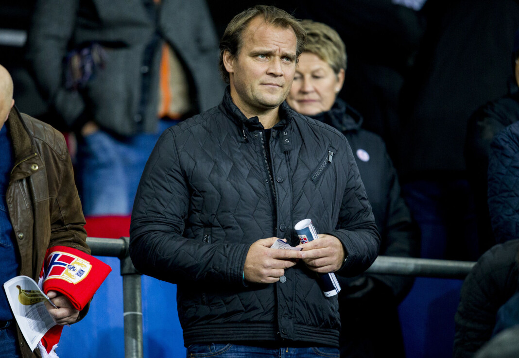 Hans Erik Ødegaard, far til Martin Ødegaard, på tribunen på Ullevaal stadion i 2015. Hans Erik Ødegaard, far til Martin Ødegaard, på tribunen på Ullevaal stadion i 2015.
