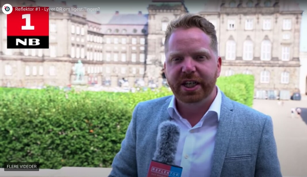 Programleder Rasmus Ulstrup i programmet «Reflektor» er også politisk konsulent i partiet Nye Borgerlige. Programleder Rasmus Ulstrup i programmet «Reflektor» er også politisk konsulent i partiet Nye Borgerlige.