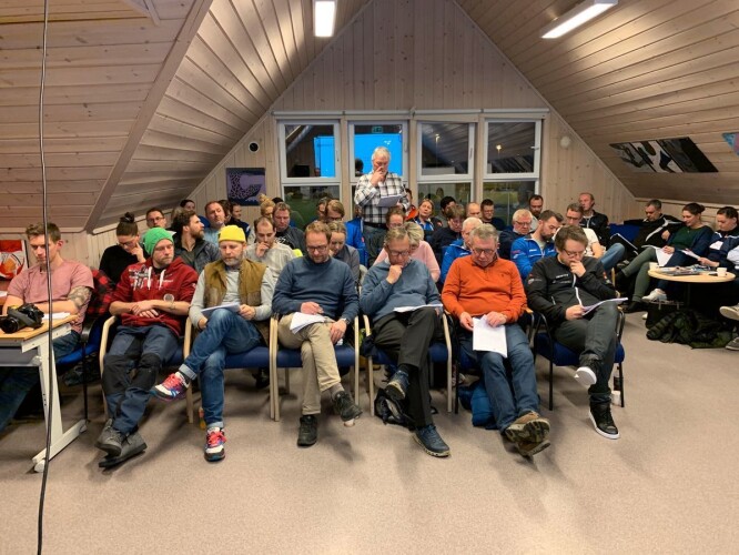 Årsmøtet i Lillesand idrettslag fikk brått svært bred dekning. Onsdag ble idrettslagets PFU-klage mot lokalavisa behandla i utvalget. Årsmøtet i Lillesand idrettslag fikk brått svært bred dekning. Onsdag ble idrettslagets PFU-klage mot lokalavisa behandla i utvalget.