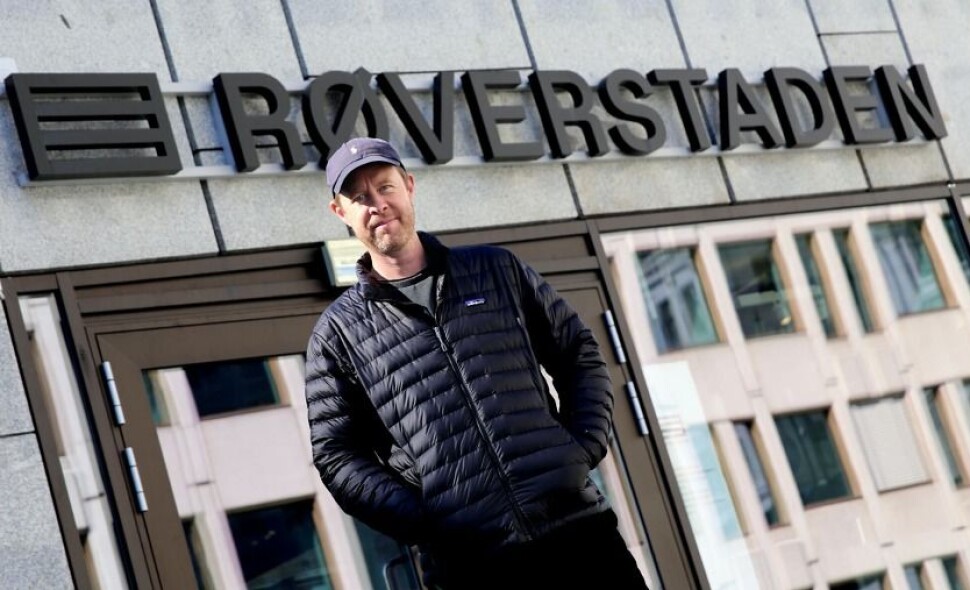 Journalist Jonas Skybakmoen er debattleder for historiens første Filter Allmøte.