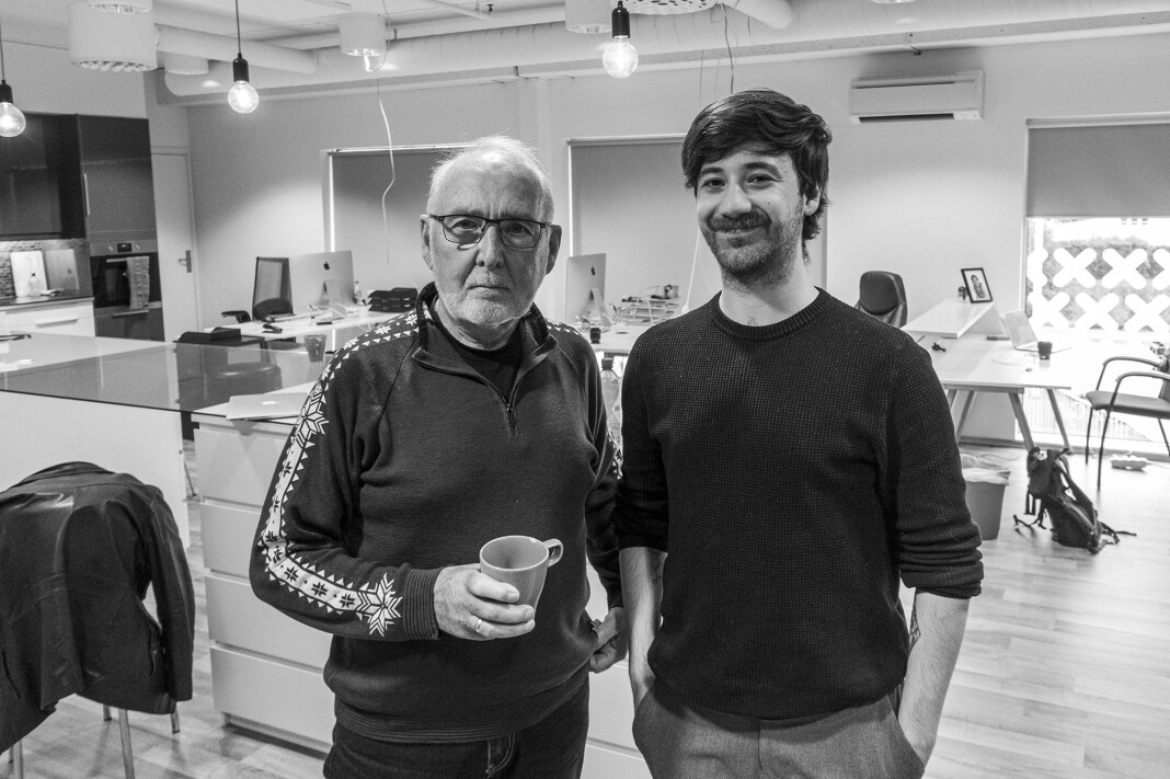 En ny podkast som også filmes, er den nye digitale satsingen til Karmøynytt. På bildet programleder Harald Dale og ansvarlig redaktør Kent Olsen. En ny podkast som også filmes, er den nye digitale satsingen til Karmøynytt. På bildet programleder Harald Dale og ansvarlig redaktør Kent Olsen.