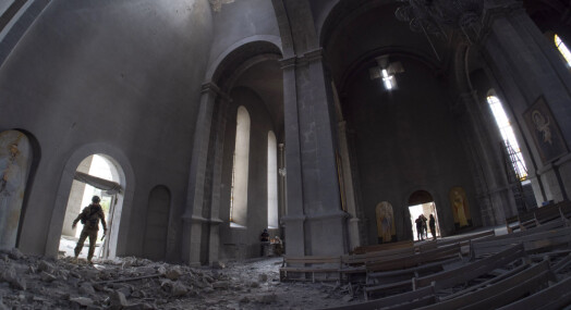 Flere journalister såret i angrep mot historisk katedral i Nagorno-Karabakh